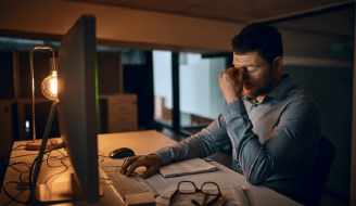 Study Reveals: Job Burnout Hits Record High in America, Impacting the Economy