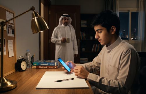 علامات تدلّ على أنّ ابنك صار معتمداً على الذكاء الاصطناعي